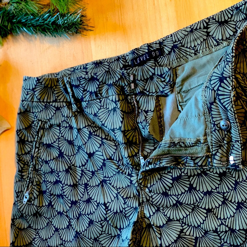 Adrian Printed Short- Stitch Fix